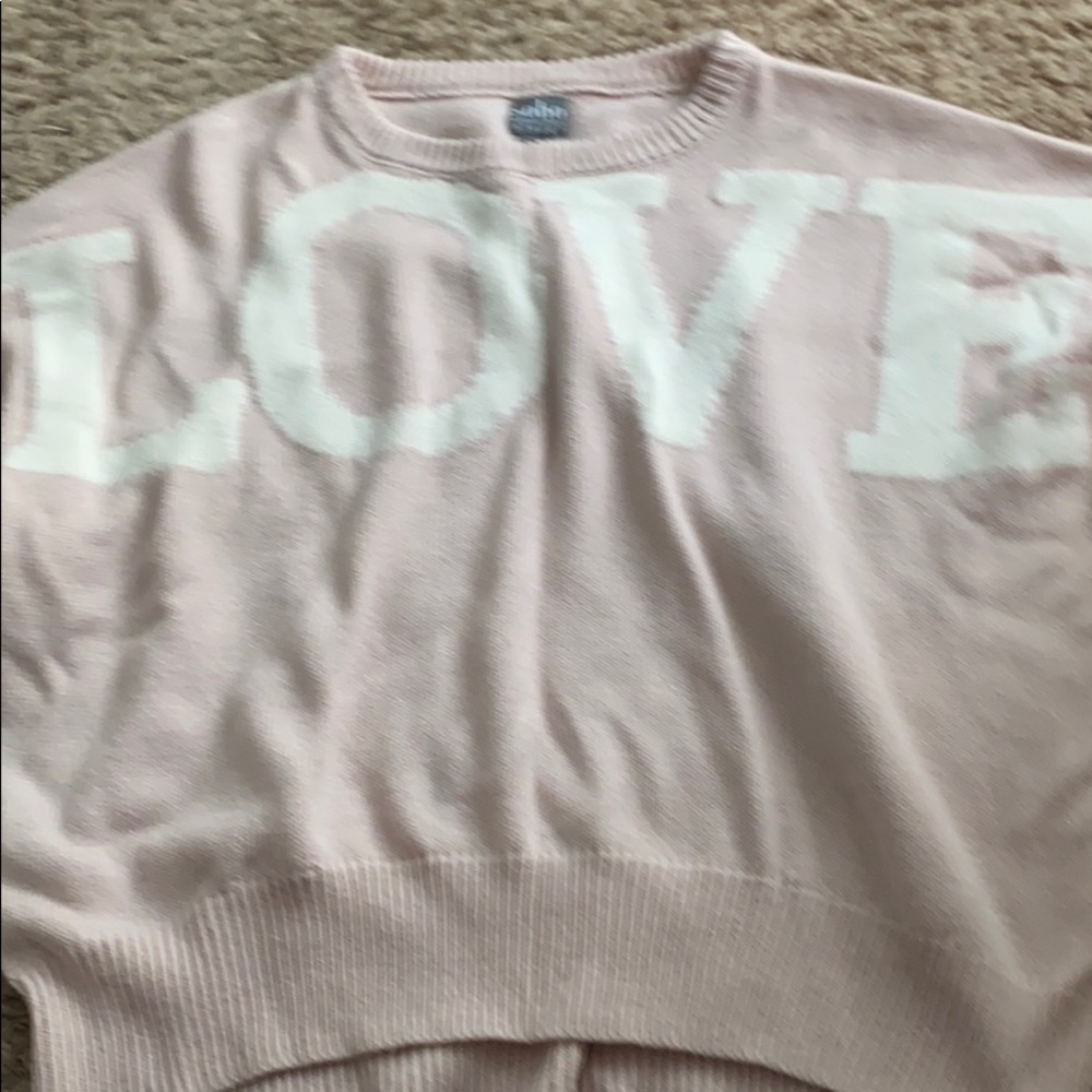 Light pink love sleeve sweater